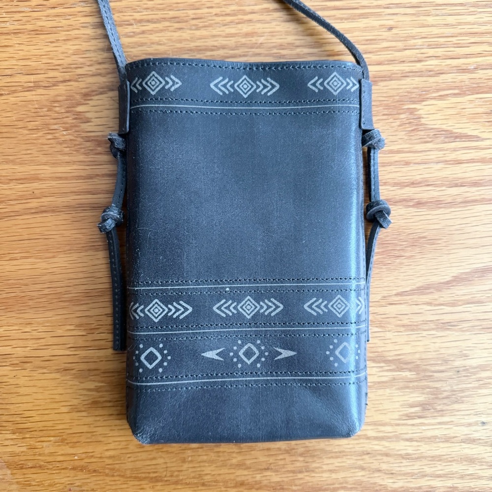 MW GENUINE LEATHER SLIM CROSSBODY PHONE PURSE BAG GRAY MAGNET CLOSURE NAUTICAL